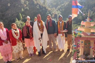 पाटन–९ का अध्यक्ष भाटद्वारा आफ्नै लगानीमा विद्यालयको मन्दिर निर्माण  